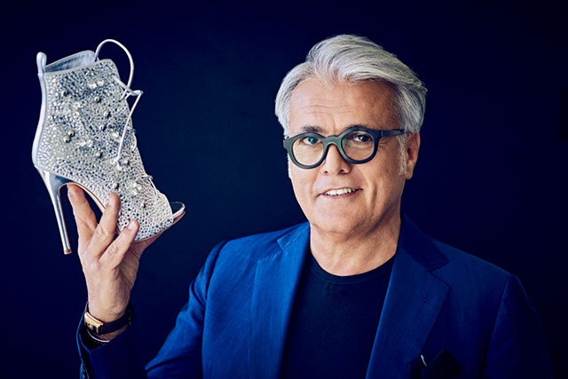 Женнифер Лопез ба Giuseppe Zanotti нар хамтарч гутлын цуглуулга гаргана (фото 1)