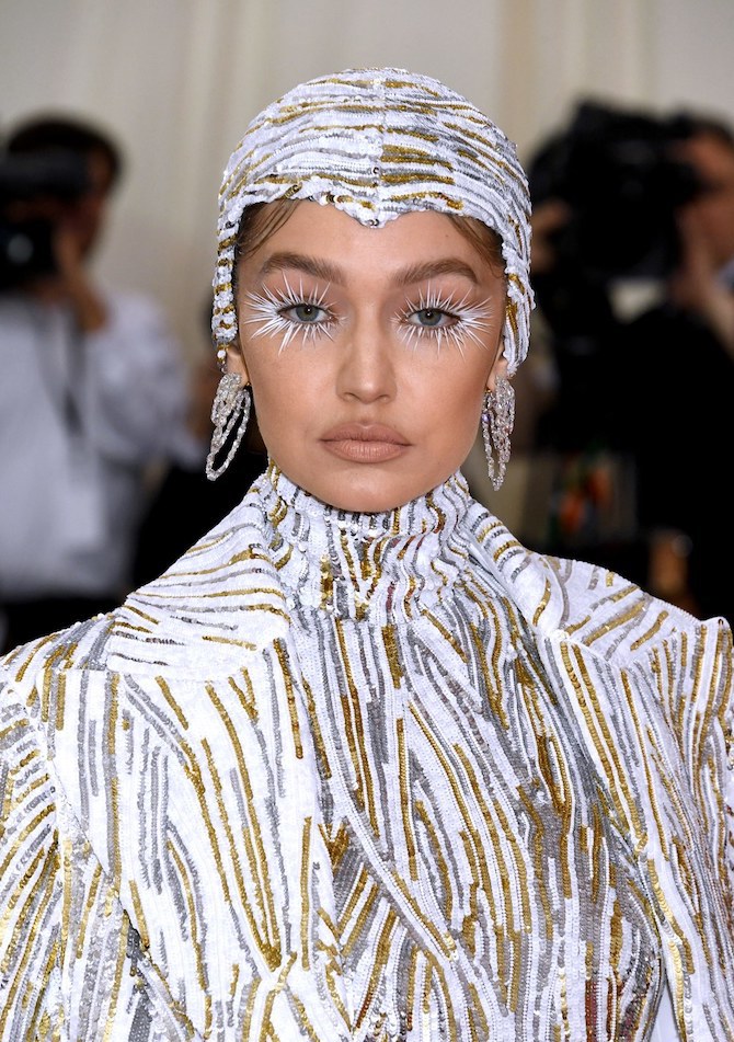 Met Gala 2019 үдэшлэг дээрх шилдэг гоо сайхны төрхүүд (фото 12)