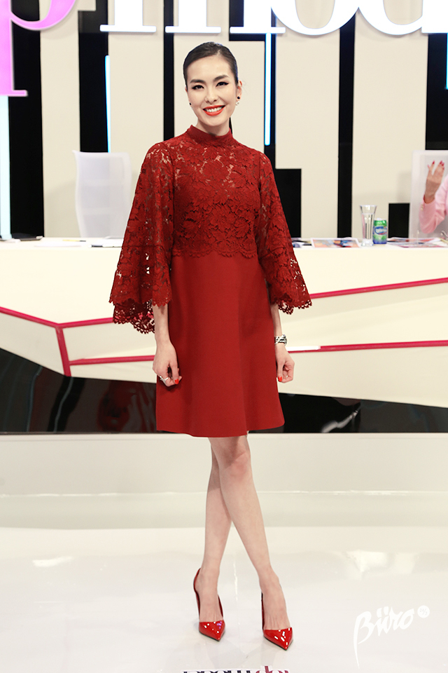 Mongolia’s Next Top Model нэвтрүүлгийн шүүгчид юу өмссөн бэ? (фото 8)