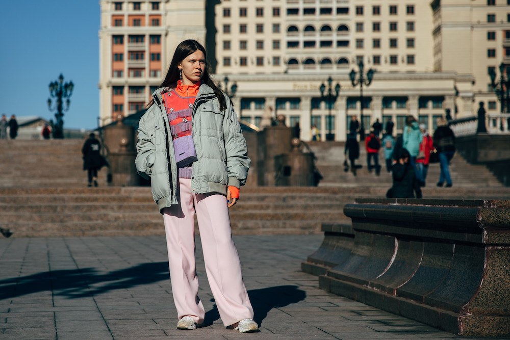 Street style: Москвагийн загварын долоо хоног дээрх шилдэг төрхүүд (фото 12)