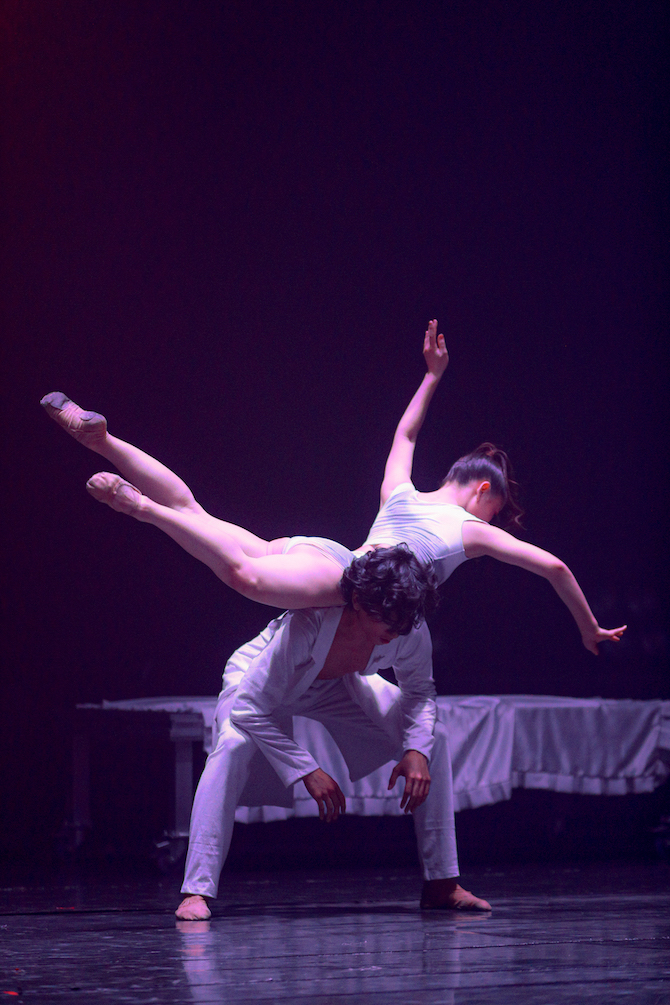 Хүчирхэг хөгжим, хурц сэдэв, хосгүй бүжигчдийн төгс нэгдэл болсон "Амьдралыг тэтгэгч-O2" модерн балет (фото 8)
