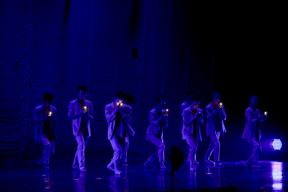 Хүчирхэг хөгжим, хурц сэдэв, хосгүй бүжигчдийн төгс нэгдэл болсон "Амьдралыг тэтгэгч-O2" модерн балет (фото 2)