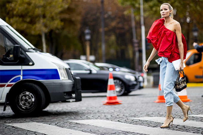 Дараа улирал хүртэл түр баяртай: Парисын шилдэг street style (фото 39)