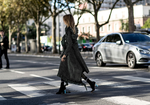 Парисын загварын долоо хоног, хавар-зун 2017: Street style. Дөрөвдүгээр хэсэг (фото 1)