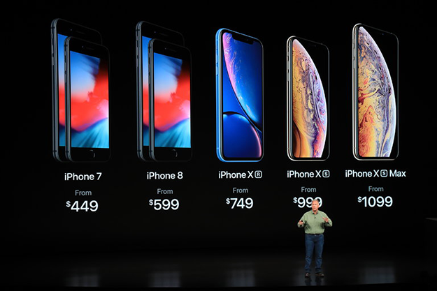 Анхны харц: Apple компани гурван шинэ iPhone танилцууллаа (фото 1)