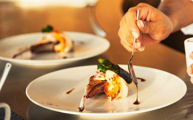 Диваажингийн арал дахь Tavaru ресторан (фото 5)