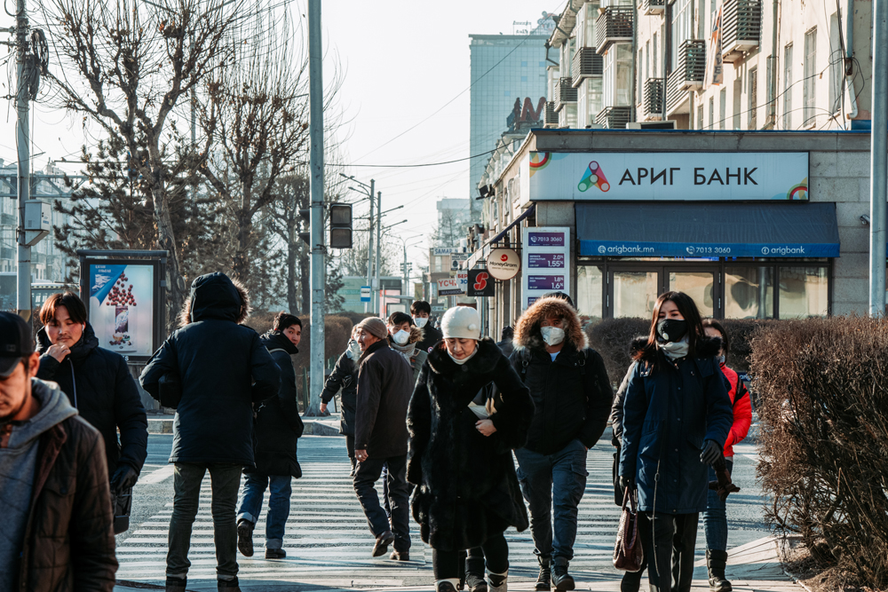 Фото сурвалжилга: Улаанбаатарчууд халдварт өвчнөөс хэрхэн сэргийлж байна вэ (фото 14)