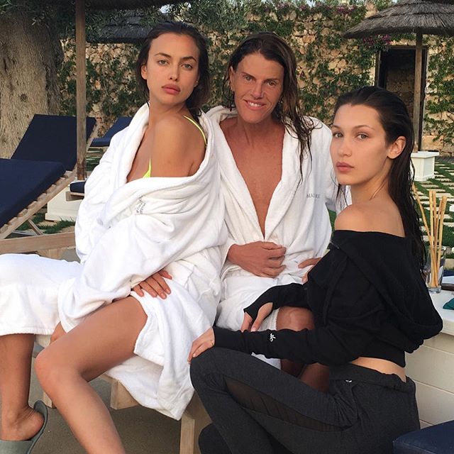 So happy to have both of u here in my country         @irinashayk @bellahadid @voguejapan @giampaolosgura