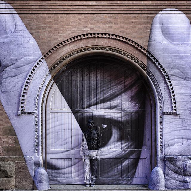 I am so sad I won't be making it this weekend to see @jr 24hr performance but Liu Bolin will be in front of the pyramid and it will be free for all #JRauLOUVRE