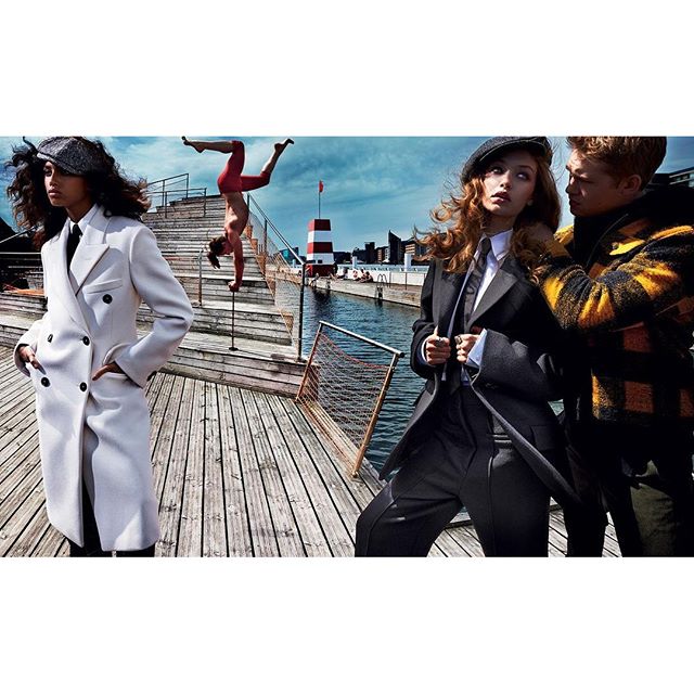 IMAAN HAMMAM, GIGI HADID AND JOE ALWYN FOR @VOGUEMAGAZINE
IMAAN HAMMAM, GIGI HADID Y JOE ALWYN PARA VOGUE

#GigiHadid #Vogue #MarioTestino