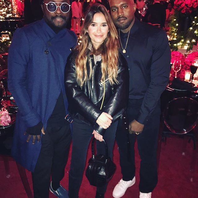 Between my favorite people, Merry Christmas, World       