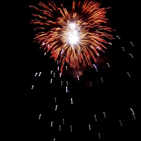 HAPPY NEW YEAR!!!
FELIZ AÑO NUEVO!!!