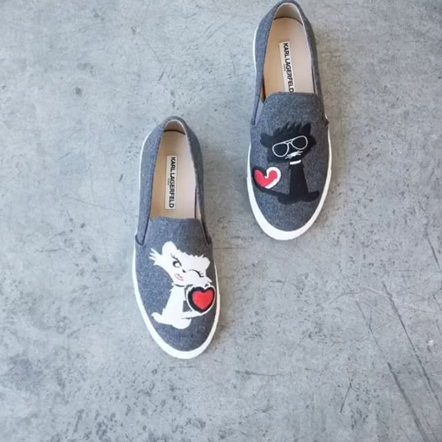 Step into it!
Now on karllagerfeldparis.com
Only available in the US, Canada & Mexico.