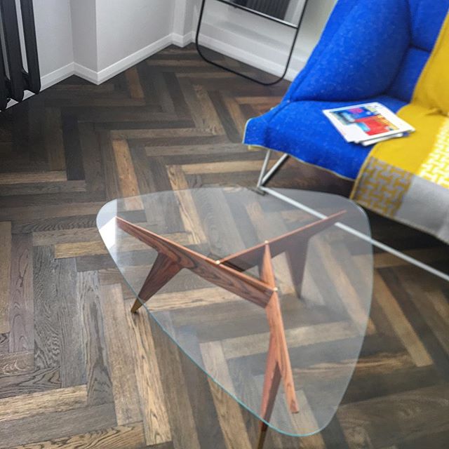 Хвастаюсь своим только что прибывшим приобретением by Gio Ponti...    Special thanks @anna_pchelkina   #gioponti