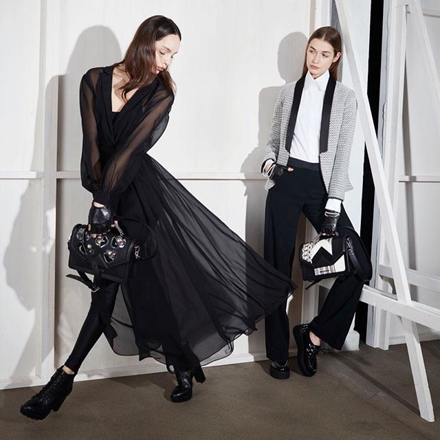 Find your wardrobe essentials and get the perfect day-to-night look, ideal for the weekend! Shop the looks by clicking the link in the bio #KARLLAGERFELD