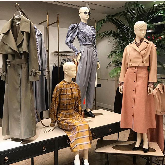 More Japan! More Tokio! Shop VIKA GAZINSKAYA Fall-Winter 2017/18 at BEAMS. @international_gallery_beams @vikagazinskaya_official_moscow