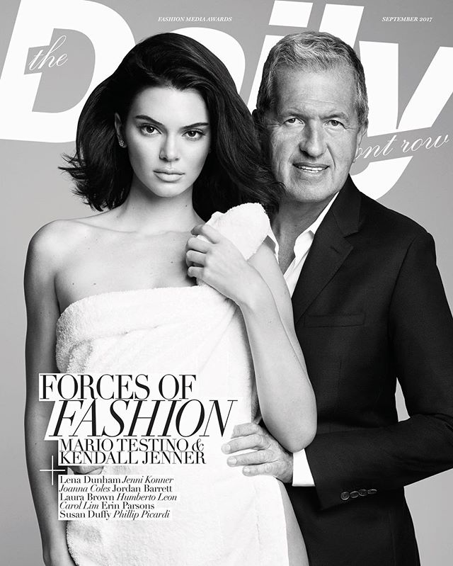 THANK YOU @DAILYFRONTROW FOR THE  CREATIVE DIRECTOR OF THE YEAR  AWARD!
GRACIAS AL #DAILYFRONTROW POR EL PREMIO  DIRECTOR CREATIVO DE AÑO !
@KendallJenner @EricRayDavidson 
@Eddie2275 #MarioTestino