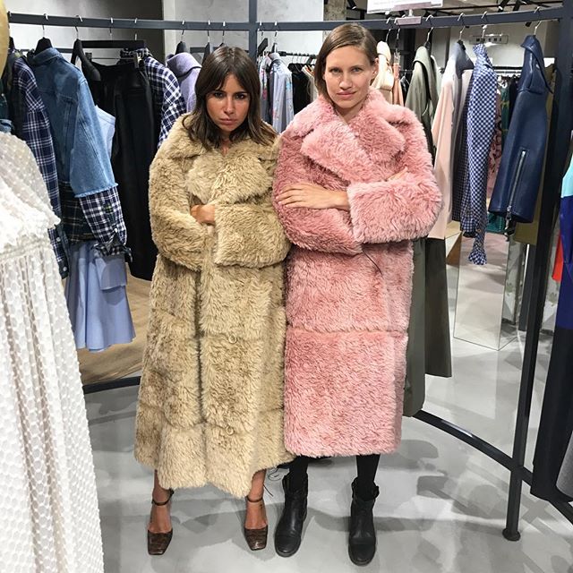 Fluffy girls @ngoldenberg @anna_pchelkina
