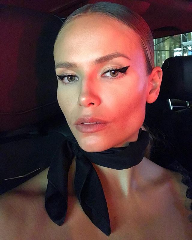 New York By Night  Thank You @carineroitfeld @harpersbazaarus  For The Magic Last Night    Make Up By Me #NPolyMakeUp , Hair By @gonn24 #BAZAARicons #NYFW