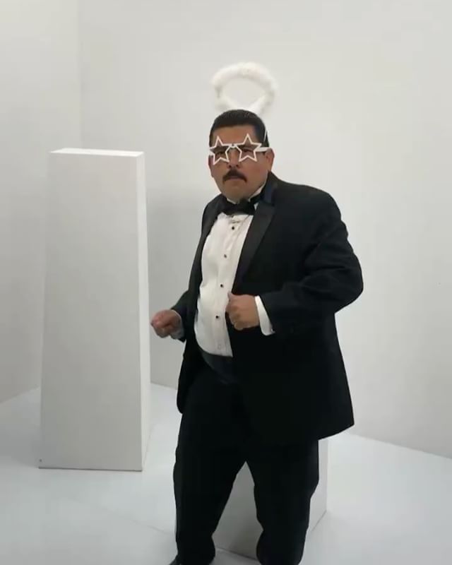 @IamGuillermo feeling good at the #EmmyAwards! #Emmys