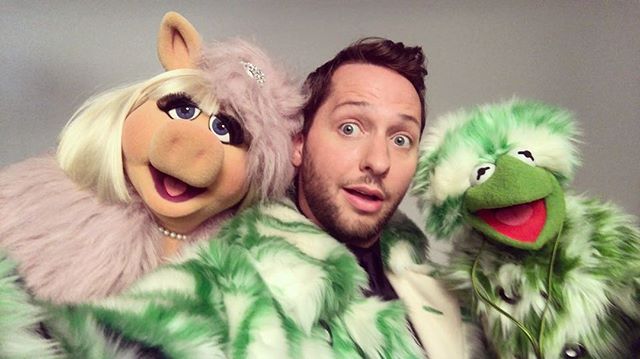 First Brangelina and now this? Miss Piggy and Kermit the Frog (Kiggy? Permit?) have consciously uncoupled. Is nothing sacred?         @thelovemagazine @themuppets @kegrand