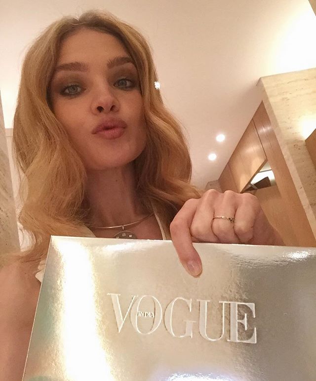On my way to the #VogueWomenOfTheYear awards see you there     glam by @rosbelmonte