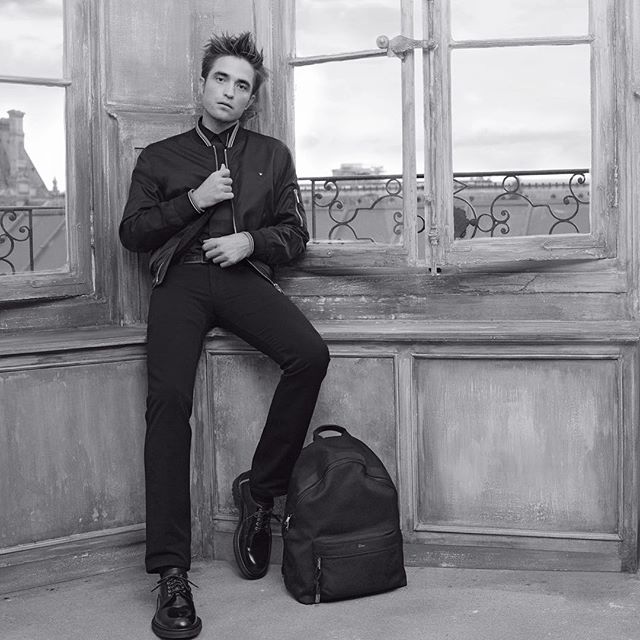 #KarlLagerfeld shoots #RobertPattinson for the #DiorHomme #SS18 campaign #Buro247Singapore