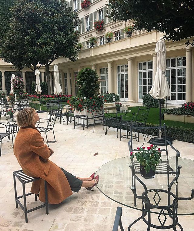When your outfit matches Autumn colors...    @lebristolparis #lebristolparis