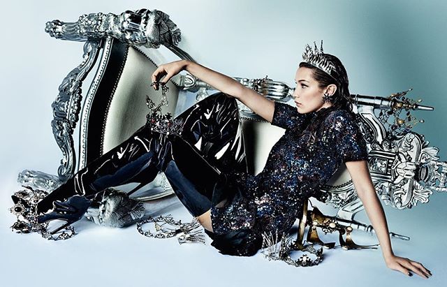 HAPPY BIRTHDAY BELLA!
FELIZ CUMPLEAÑOS BELLA!
@BellaHadid @VogueChina 
@VogueMe @AnnaTrevelyan @TheValGarland
@SamMcKnight1 @LorraineVGriffin 
@TomoTattle #MarioTestino