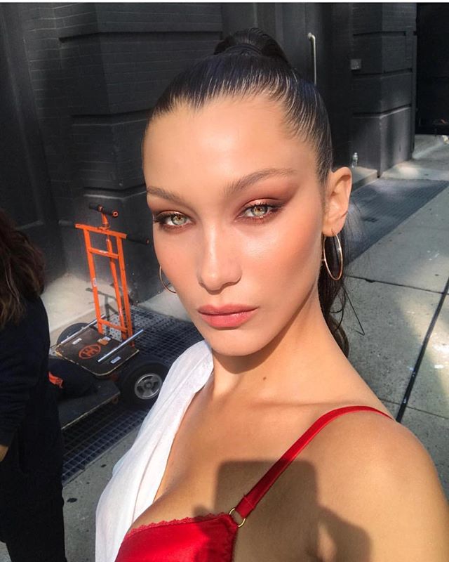 Happy bday @bellahadid        Lot of love from me and @voguejapan    