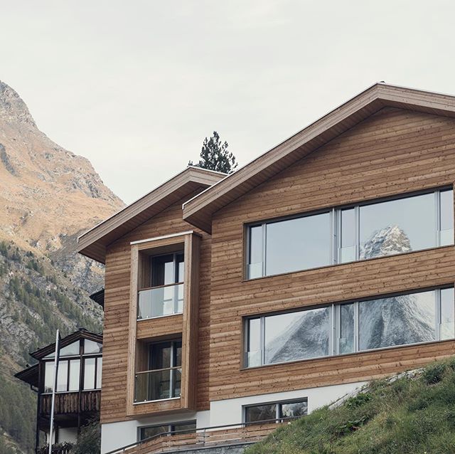 Luxury's new address in #Zermatt, #Switzerland: #OverlookLodge by Cervo, part of @design_hotels #Buro247Singapore #winter #ski #alps