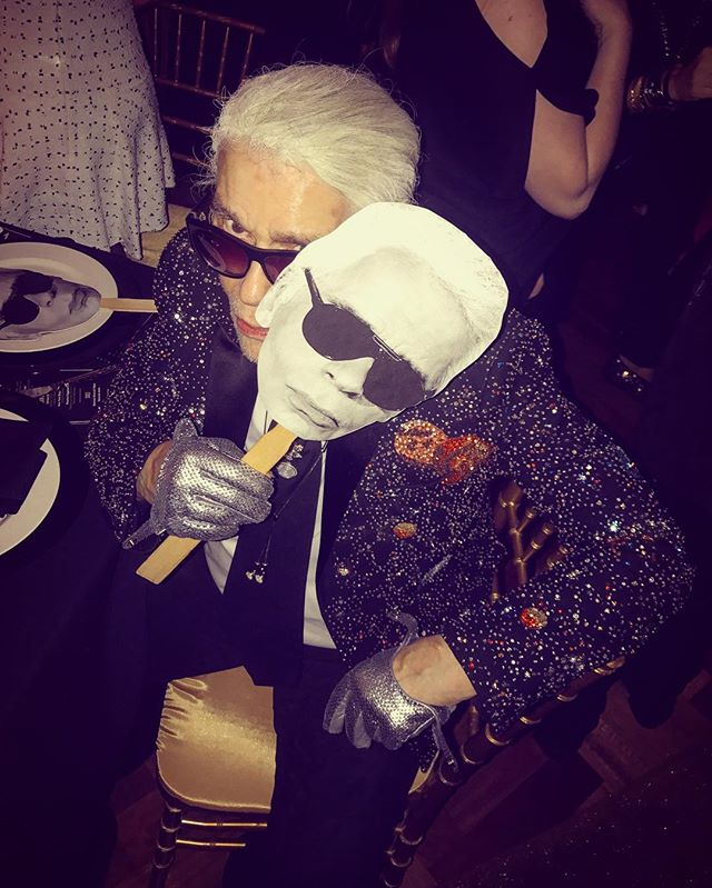 Well, he's definitely not two-faced   @karllagerfeld