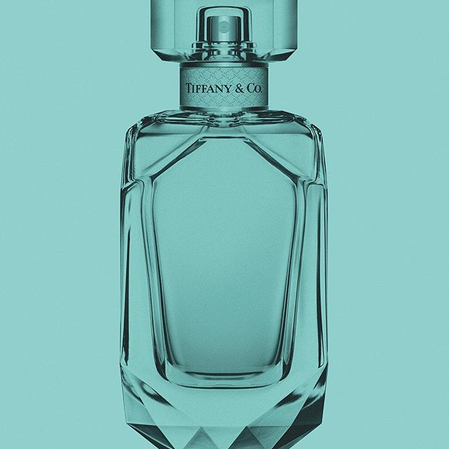 Your little blue box now comes in a new scent - check out #TiffanyandCo s latest surprise on buro247.sg #buro247singapore #perfume