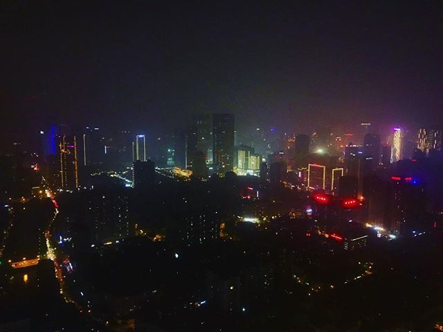 Chengdu by night   