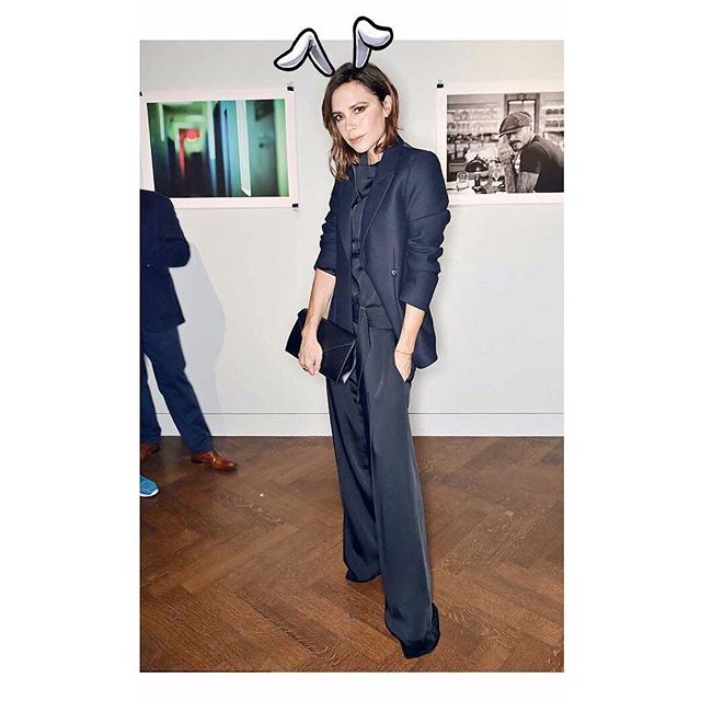 My favourite look from #VBPreSS18 is now available in stores and online! Shop the look at the link in my bio! x VB #VBDoverSt victoriabeckham.com