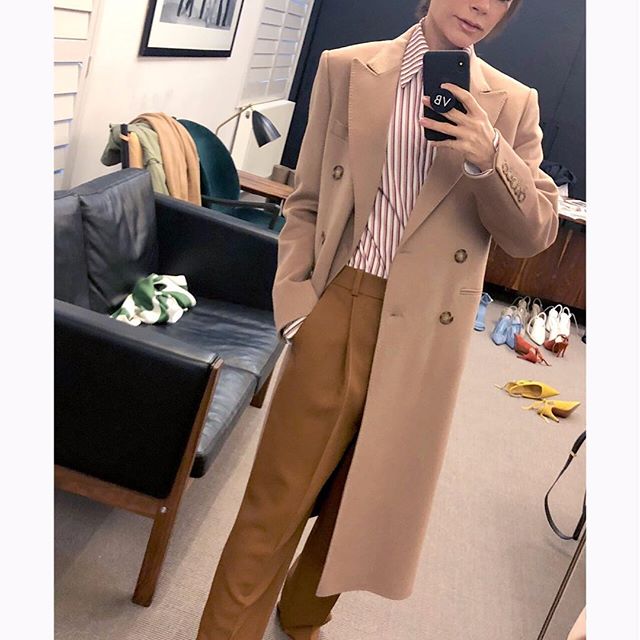  so good I had to try it on IMMEDIATELY! And now I don t want to take it off. It s cold outside! x VB #runwaytoreality #pleaseexcusethemess #VBPreAW18