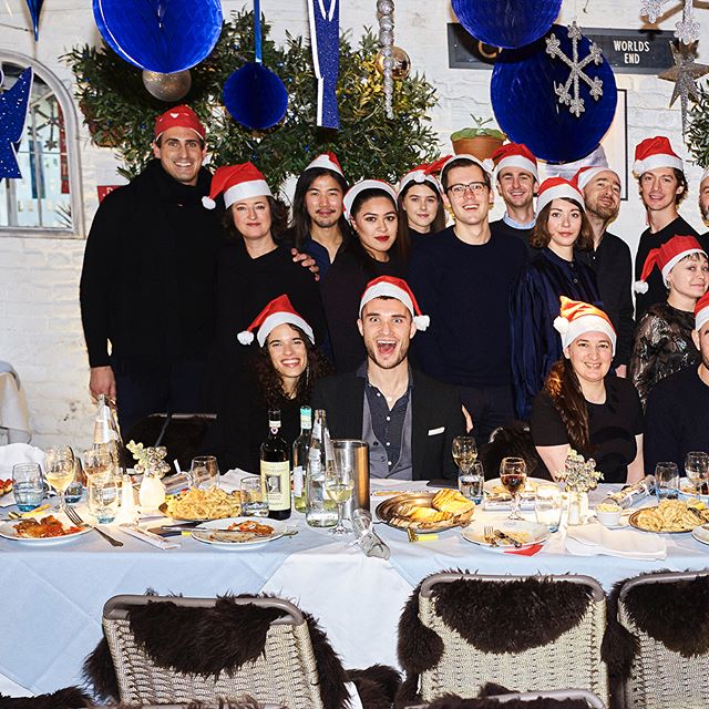 MERRY XMAS FROM ALL OF US!
FELIZ NAVIDAD DE TODOS NOSOTROS! 
@MarioTestinoPlus #FamilyLove 
#MarioTestino