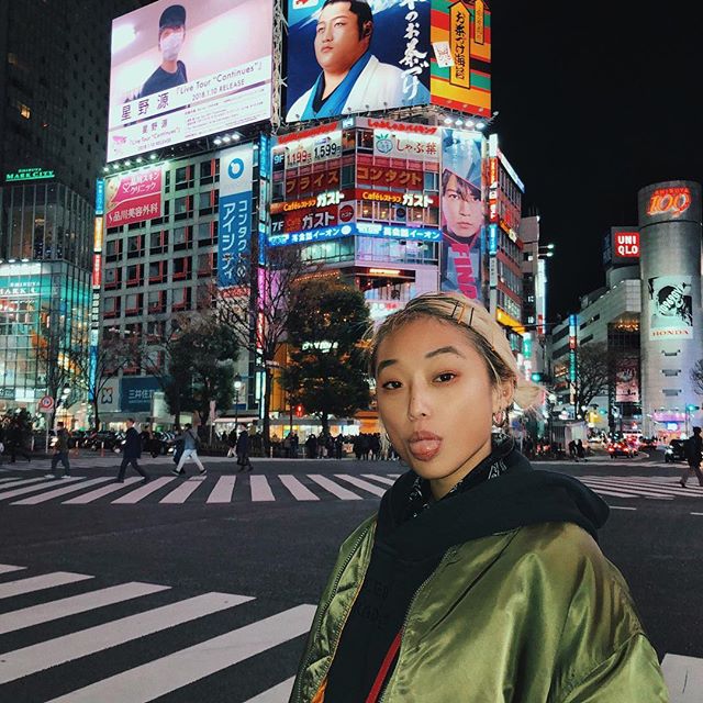 Zhang crossing street: The Shibuya Evolution   今天在东京的涩谷区( cat street )找到的vintage外套还可以吧