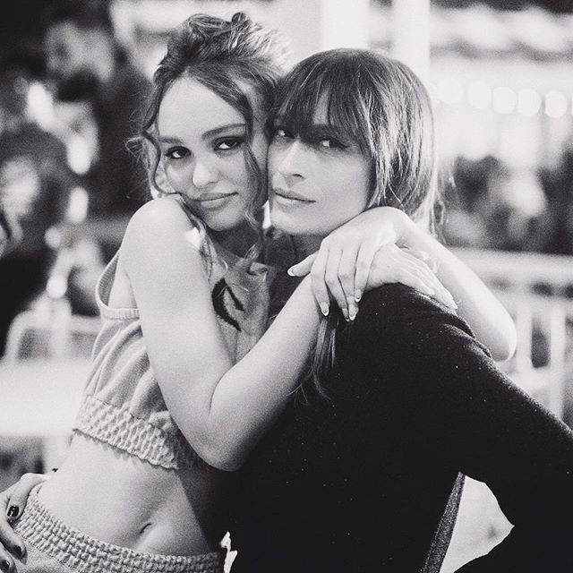 Babygirl   @lilyrose_depp
#chanelinbangkok by @cdmdiary