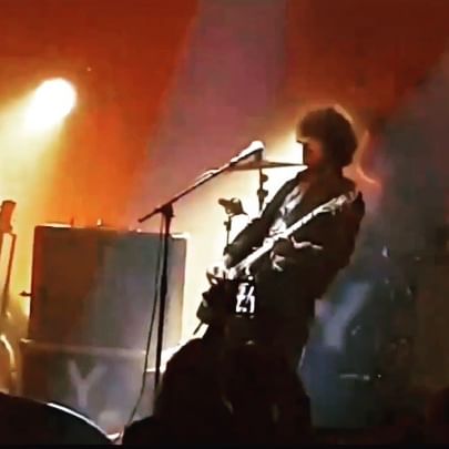 My song     Caroline   @yarolpoupaud #yarolontour last night