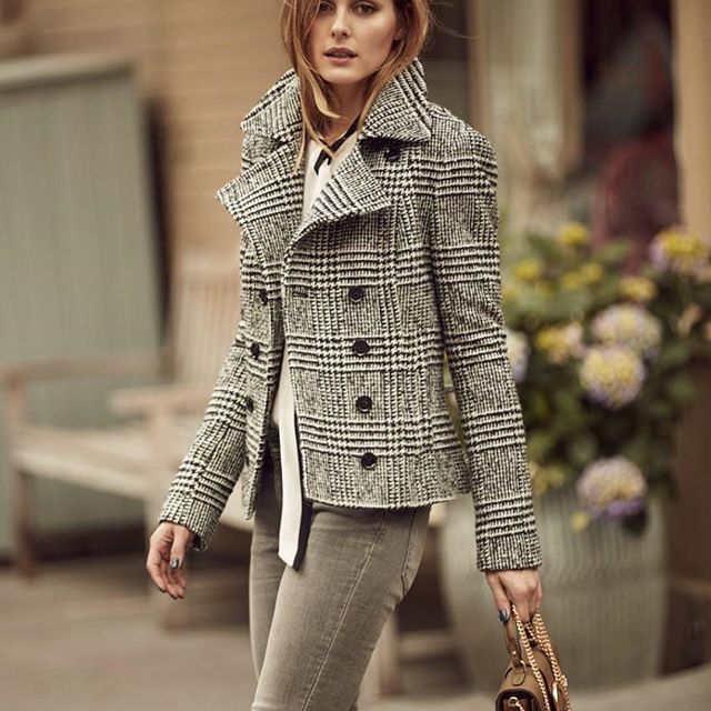 A touch of houndstooth.