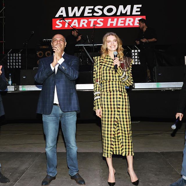 Speaking last night at @picsart HQ in Yerevan and then dancing like its my last night with the cool kids who are in charge of this largest in the world creative platform      Next to me is the visionary founder of #picsart Hovhannes Avoyan. I am  wearing local star designer @bymarystepanyan   #GoodisthenewCool

Вчерашний вечер в Ереване с командой @picsart был просто     Рядом со мной -  Ованес Авоян, визионер и создатель #PicsArt самой большой креативной платформы в мире, а также давнего партнёра @elbi   . Платье - армянского дизайнера Мэри Степанян.   