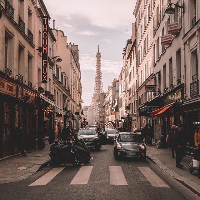 Bonjour   