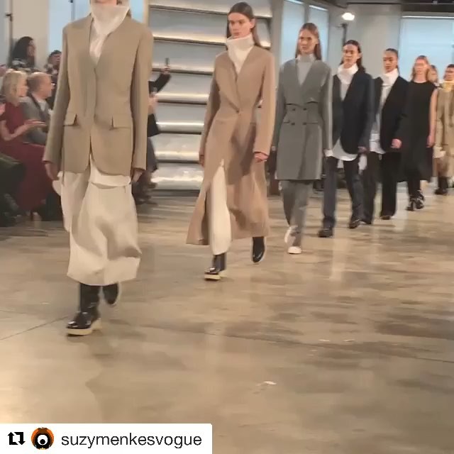 #Repost @suzymenkesvogue    
The Row - finale to  I d Love to change the World  by Ten Years After