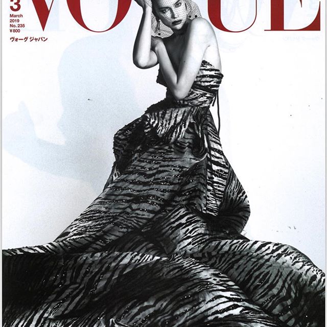 #Repost @alexandrevauthier        
#COVER @irinashayk in @alexandrevauthier #couture thanks to @anna_dello_russo   