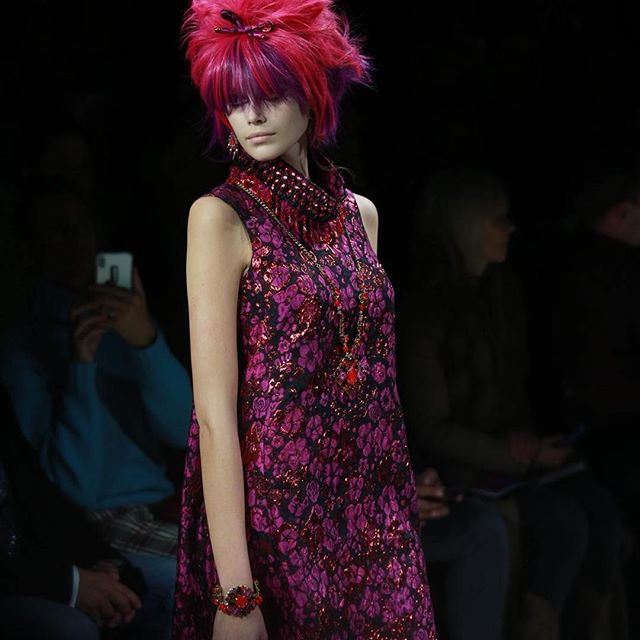 #Repost @saori_vj    
Anna Sui Photos by @byoliren x @fashiontomax #nyfw #fw19 #annasui