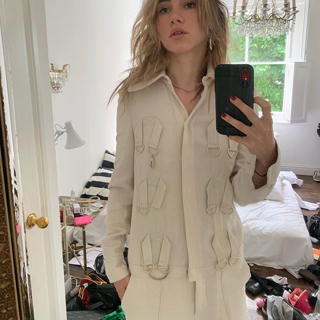 sukiwaterhouse 26.07.2019 22:25:36