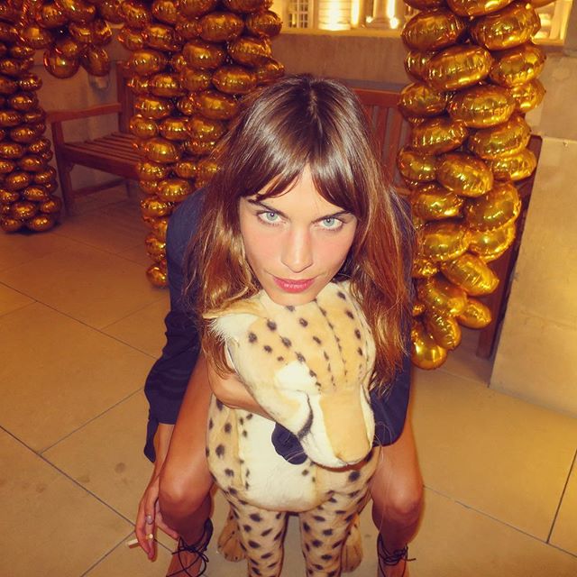 Happy birthday to my partner in crimes (against fashion) and ultimate karaoke kween @alexachung