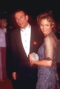 Jean-Claude Van Damme эхнэрийн хамт