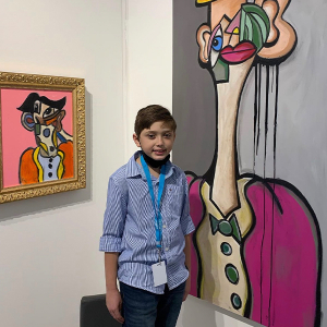Урлагийн ертөнцөд шинэ нэр: Шуугиан дэгдээж буй 10 настай зураач хүү Андрес Валенсиа